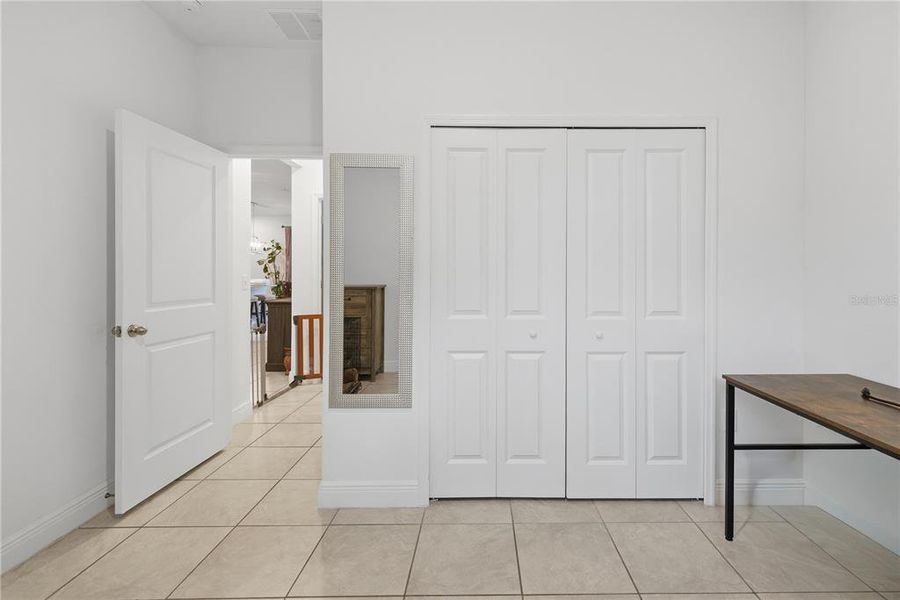 Furnished interior view inside a new home in , Ocala (Image 10).