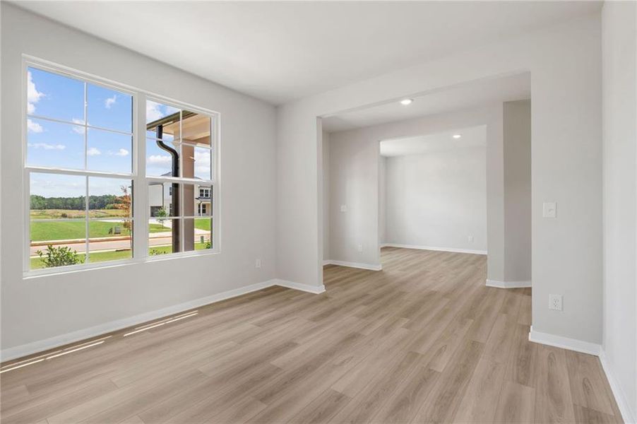 Spacious, unfurnished interior of a new home in Windsong Estates, McDonough (Image 16).