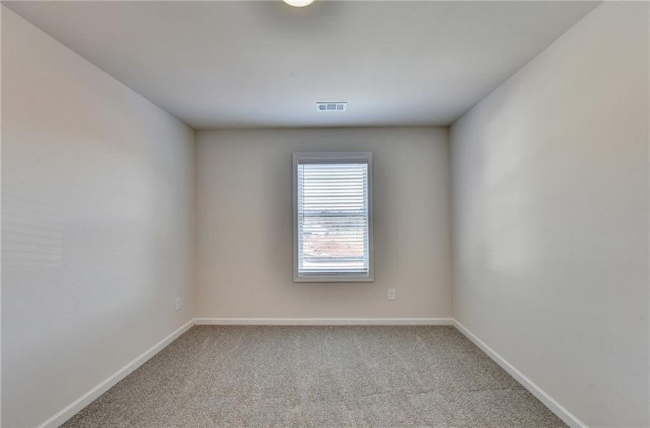 Spacious, unfurnished interior of a new home in , Auburn (Image 51).