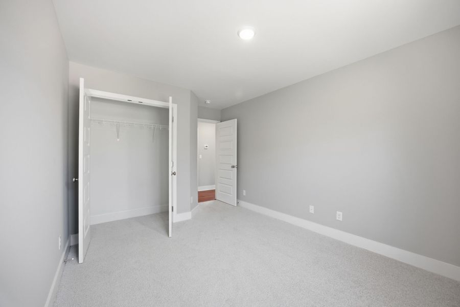Spacious, unfurnished interior of a new home in Givens Park, Chattanooga (Image 41). Spacious, unfurnished interior of a new home in Givens Park, Chattanooga (Image 41).