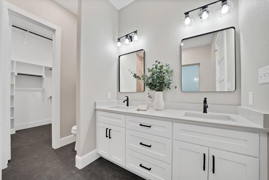 Furnished interior view inside a new home in , Fort Worth (Image 16).