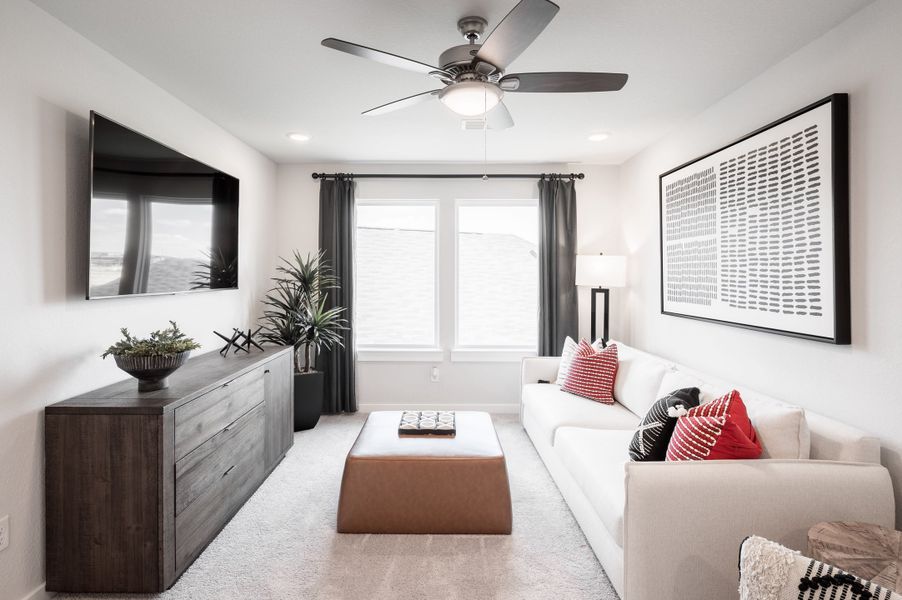 Representative furnished interior of a home built from the Yellowstar by Tri Pointe Homes in Mason Woods, Cypress (Image 26).