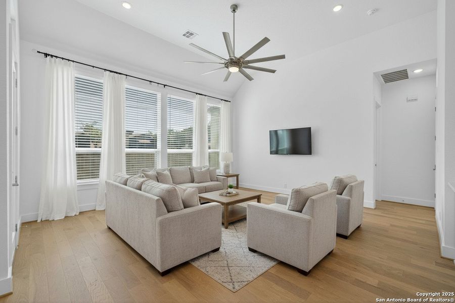 Furnished interior view inside a new home in Front Gate in Fair Oaks Ranch, Fair Oaks Ranch (Image 13). Furnished interior view inside a new home in Front Gate in Fair Oaks Ranch, Fair Oaks Ranch (Image 13).