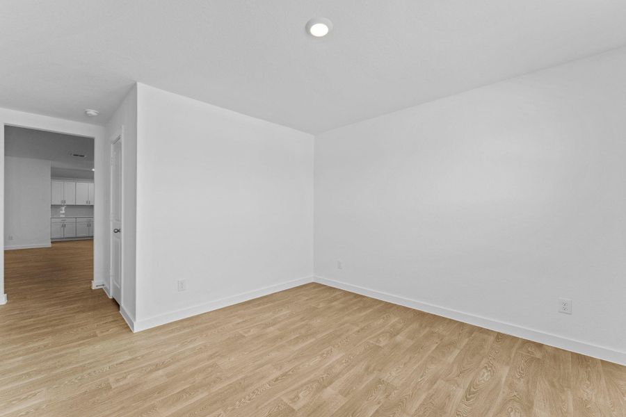 Spacious, unfurnished interior of a new home in Sonoma Oaks, Fredericksburg (Image 22). Spacious, unfurnished interior of a new home in Sonoma Oaks, Fredericksburg (Image 22).