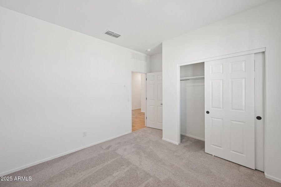 29-web-or-mls-W Bowker St-S2607-029