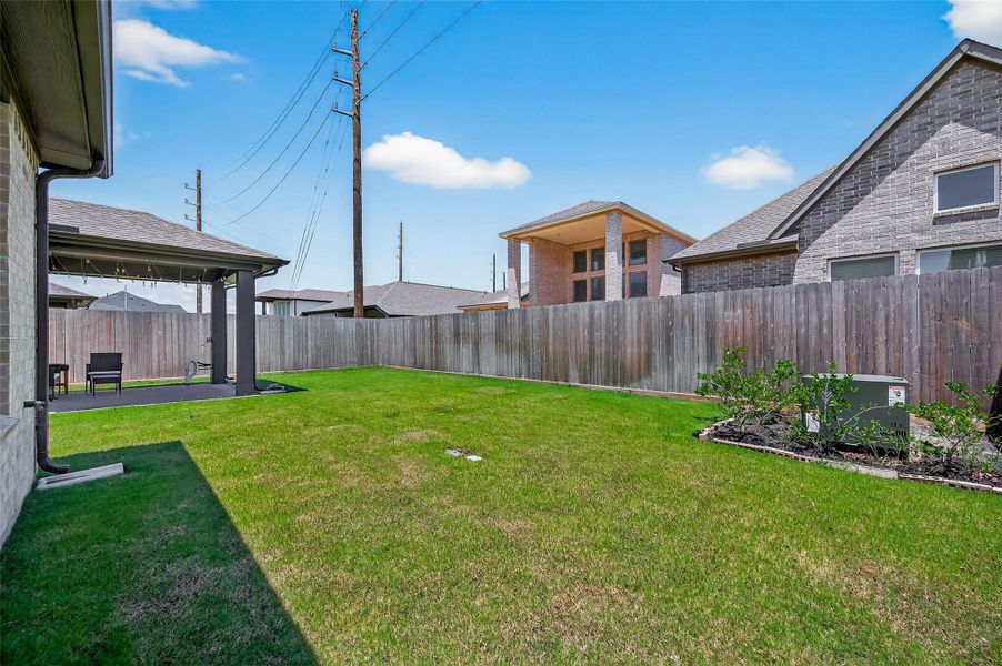Front exterior of a new home in , Richmond, TX, highlighting curb appeal (Image 19). Front exterior of a new home in , Richmond, TX, highlighting curb appeal (Image 19).