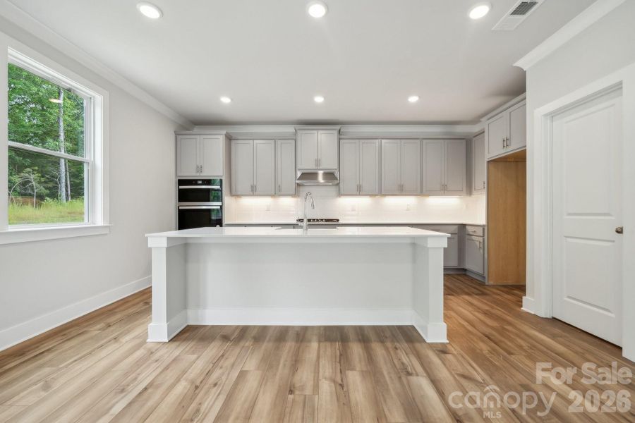 Furnished interior view inside a new home in Cannon Manor, Kannapolis (Image 6).