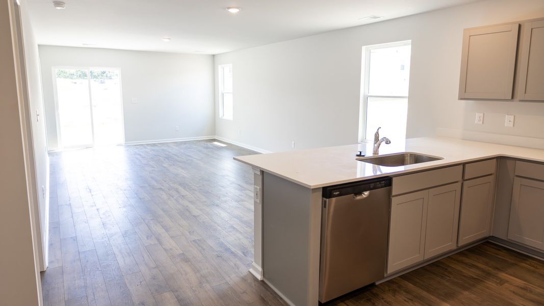 Furnished interior view inside a new home in Saddle Trace, Lewisburg (Image 6).