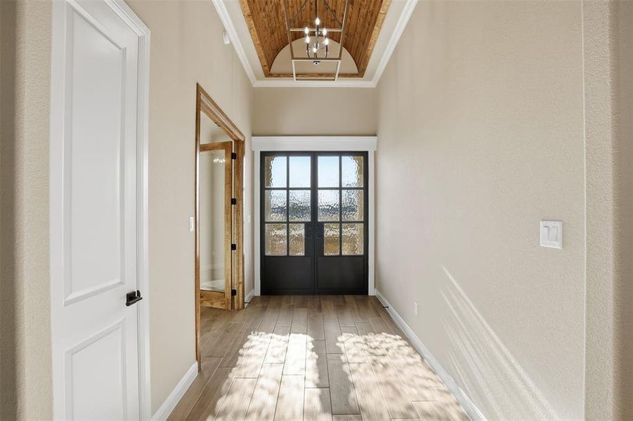 Spacious, unfurnished interior of a new home in , Granbury (Image 37). Spacious, unfurnished interior of a new home in , Granbury (Image 37).