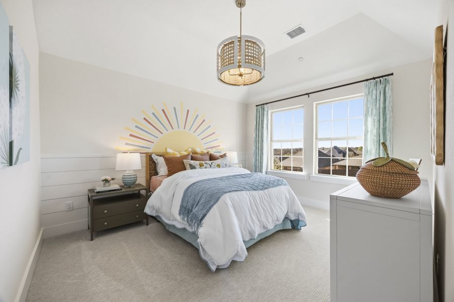 Representative furnished interior of a home built from the Victoria by Windsor Homes in Oak Ridge Park, Corinth (Image 44).