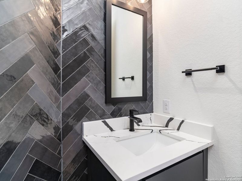 Image 41 of a home in Verandas at the Rim.