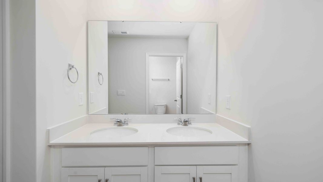 Image 32 representing the Hayden by D.R. Horton in Nolen Farm, Gastonia, NC.