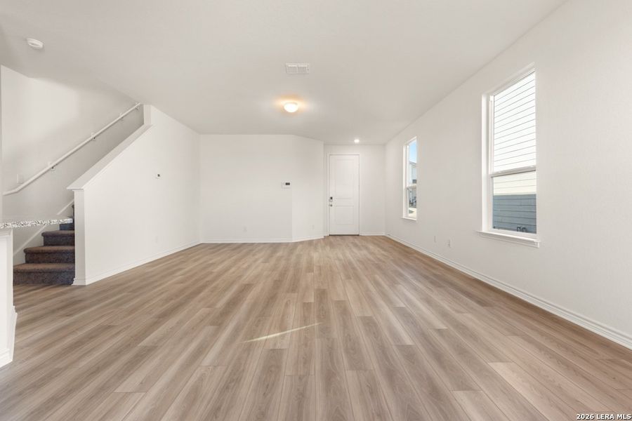 Spacious, unfurnished interior of a new home in , San Antonio (Image 16).