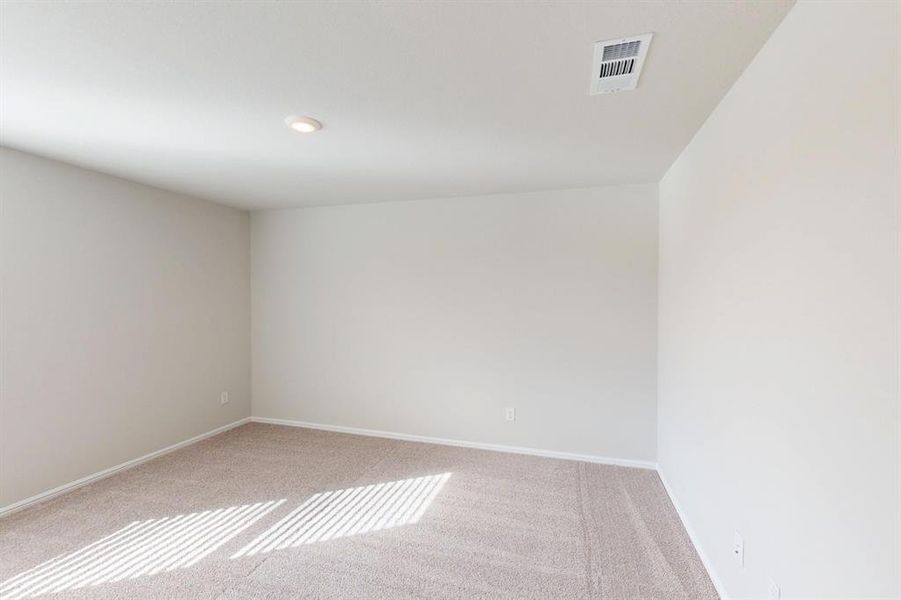 Spacious, unfurnished interior of a new home in The Preserve, Justin (Image 22).