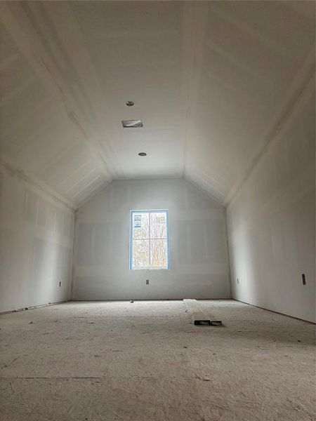 BONUS ROOM! This home has a full size closet incase you'd like to use it as a 5th bedroom.