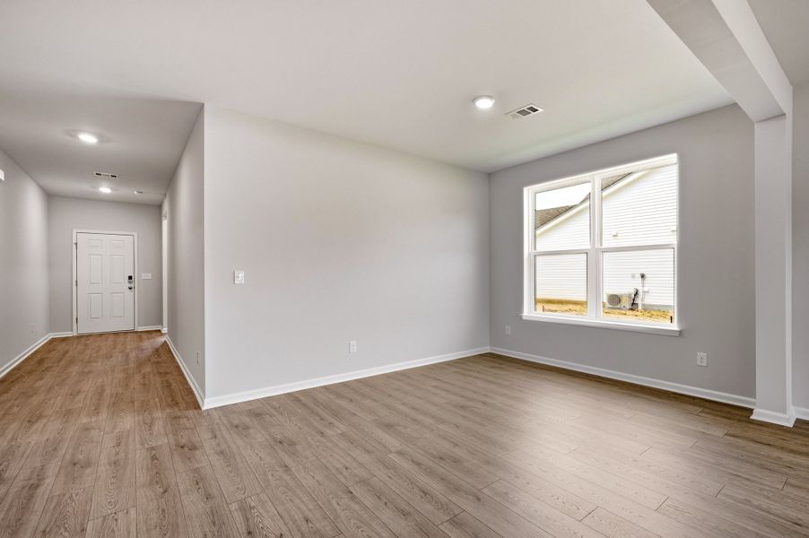 Spacious, unfurnished interior of a new home in Ambridge, Conway (Image 20).