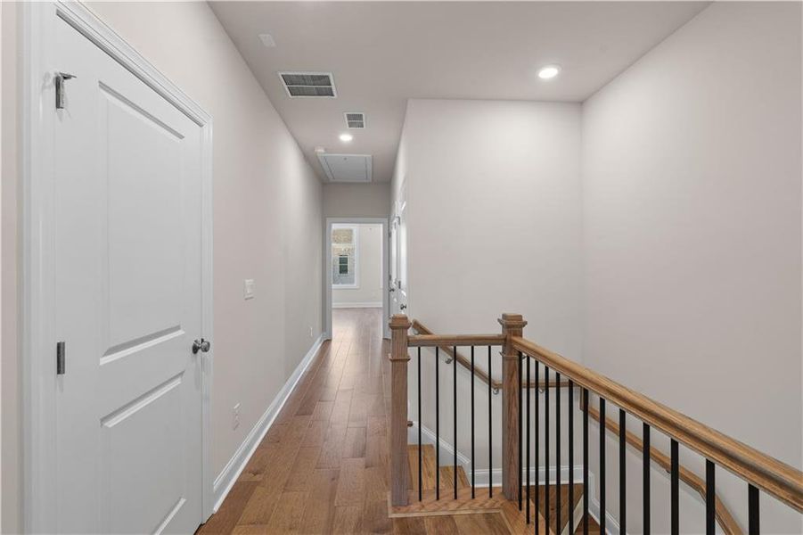 Spacious, unfurnished interior of a new home in Ward's Crossing Townhomes, Johns Creek (Image 24).