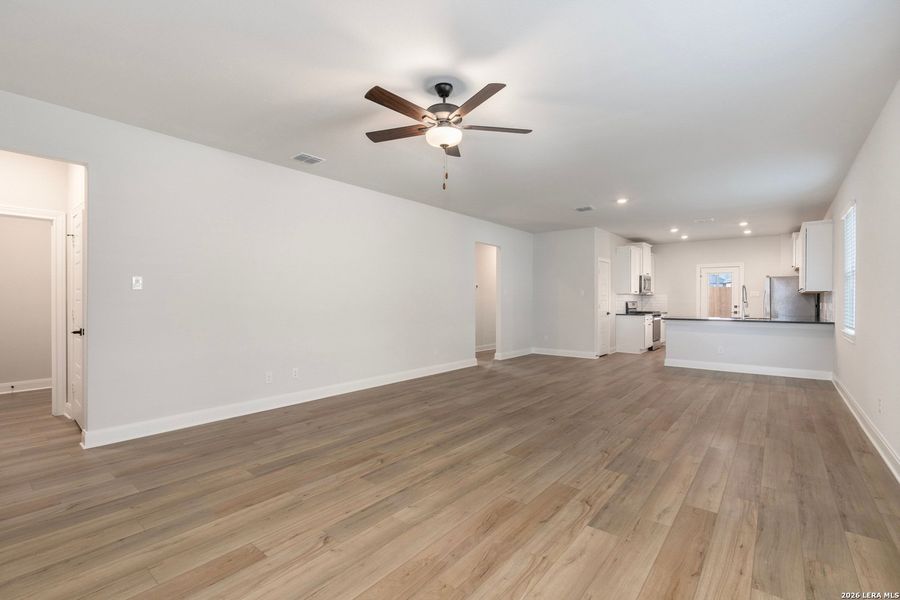 Spacious, unfurnished interior of a new home in Hightop Ridge, Converse (Image 13).