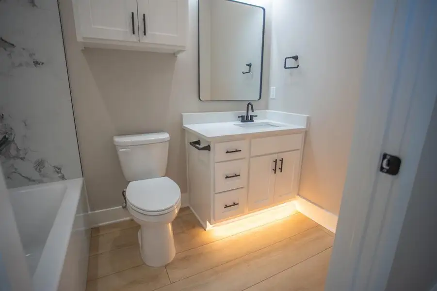 Furnished interior view inside a new home in , Tyler (Image 15).