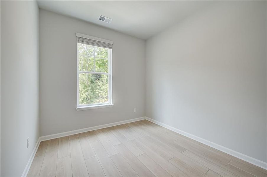 Spacious, unfurnished interior of a new home in Daybreak, Newnan (Image 16). Spacious, unfurnished interior of a new home in Daybreak, Newnan (Image 16).