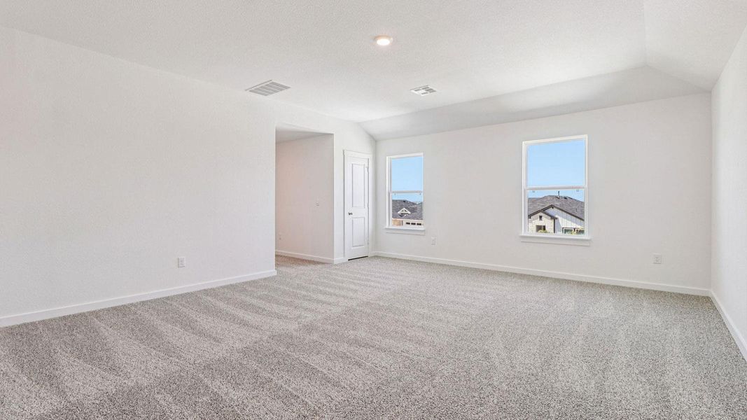 Spacious, unfurnished interior of a new home in Monarch Ranch, Manor (Image 15).
