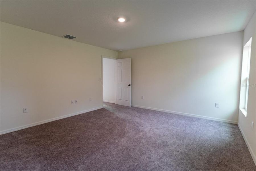 Spacious, unfurnished interior of a new home in Ocala, Ocala (Image 25).