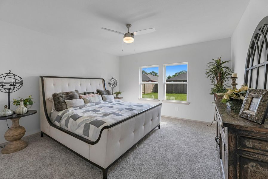 Furnished interior view inside a new home in Springwood, Beaumont (Image 7).