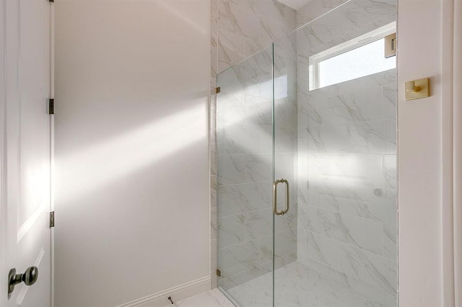 Furnished interior view inside a new home in Whitestone Heights, Benbrook (Image 9).