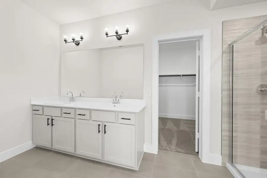 11761 Edgewood- Primary Suite-4