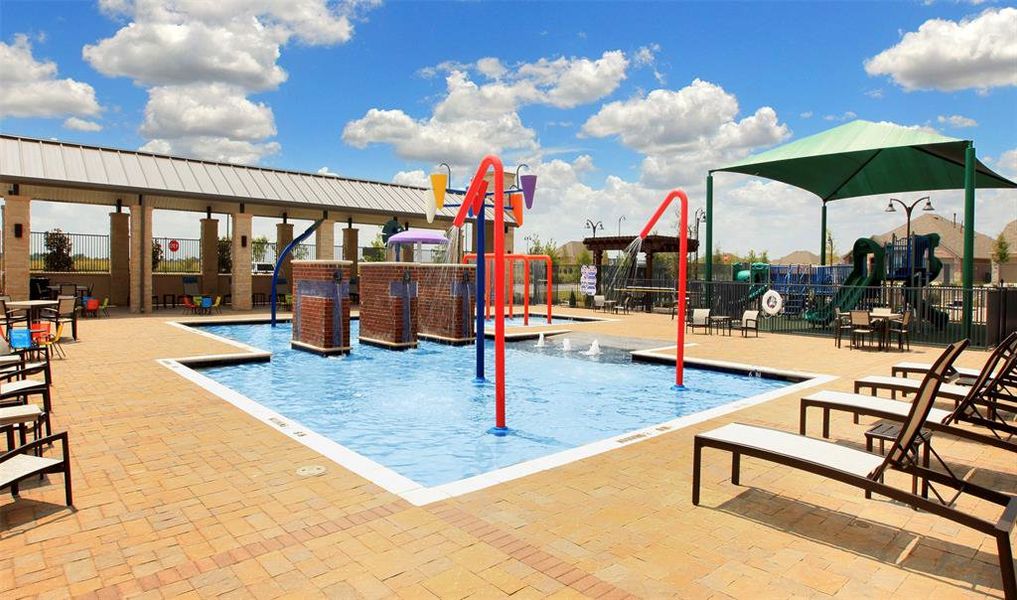 Community amenities in Gateway Parks, Forney (Image 10).