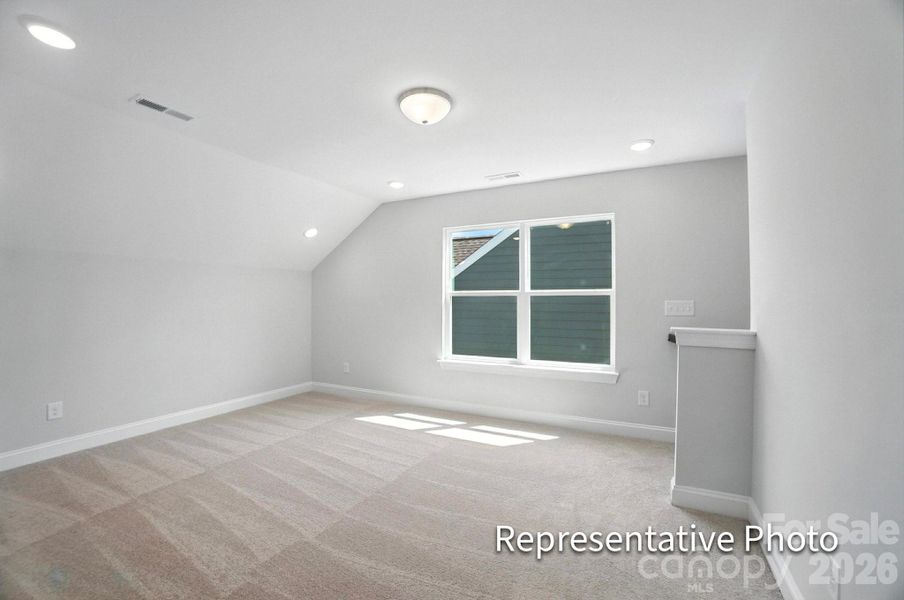 Spacious, unfurnished interior of a new home in Waterford Commons, Rock Hill (Image 21).