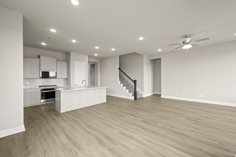 2432 Scott- Dining-2