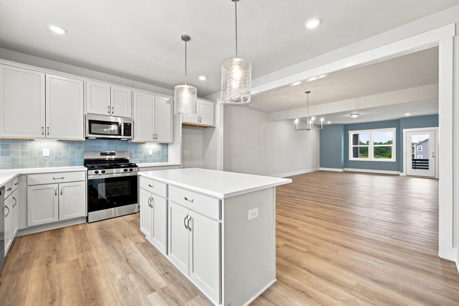 Furnished interior view inside a new home in Allen Park, Raleigh (Image 7).