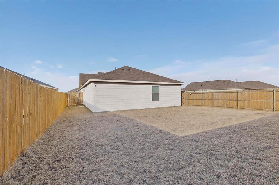 Exterior details and patio area of a home in , Forney (Image 23).