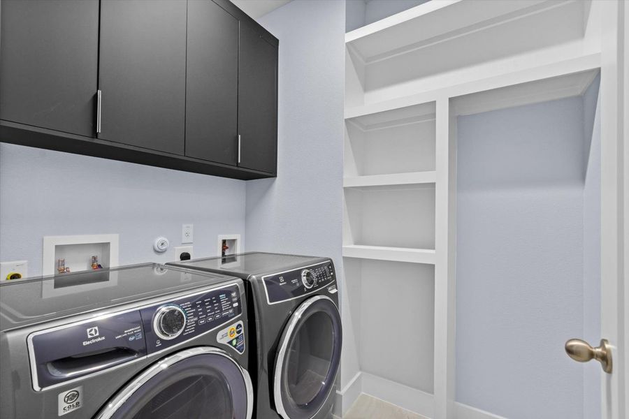 Furnished interior view inside a new home in , Round Rock (Image 11).