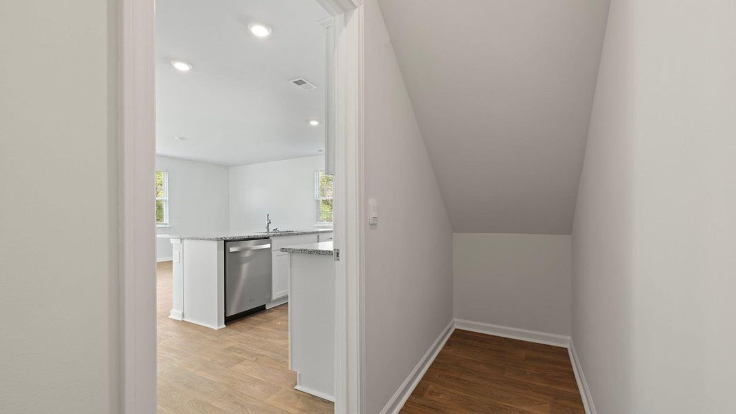 Spacious, unfurnished interior of a new home in Huggins Hill, Manning (Image 26).