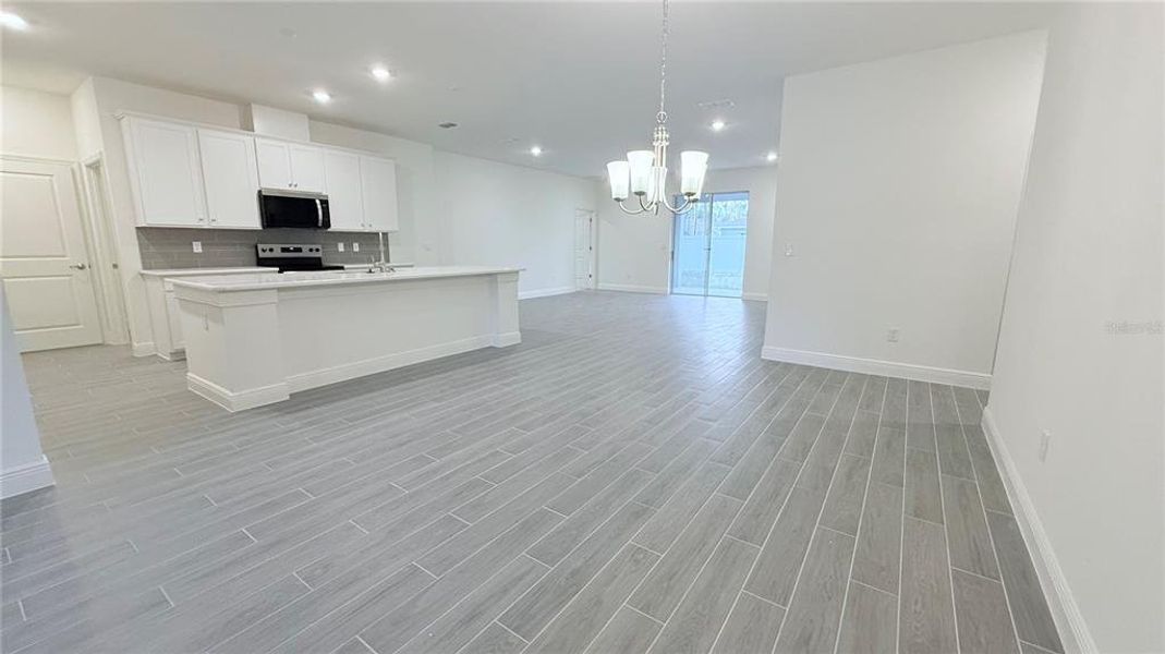 Spacious, unfurnished interior of a new home in Palm Coast, Palm Coast (Image 16).