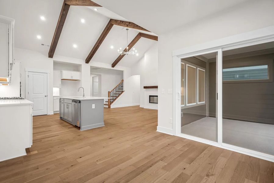 The Roseland II D Dining Room The Roseland II D Dining Room