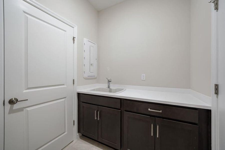 621 SE Ranch Oak Circle ~ Ready Now