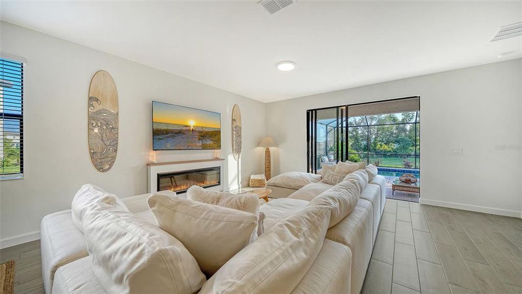 Furnished interior view inside a new home in Lorraine Lakes at Lakewood Ranch, Lakewood Ranch (Image 14).