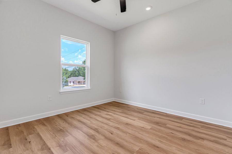 Spacious, unfurnished interior of a new home in , Crestview (Image 33).