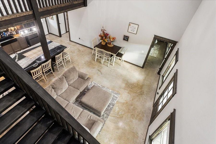 Image 36 of a home in .