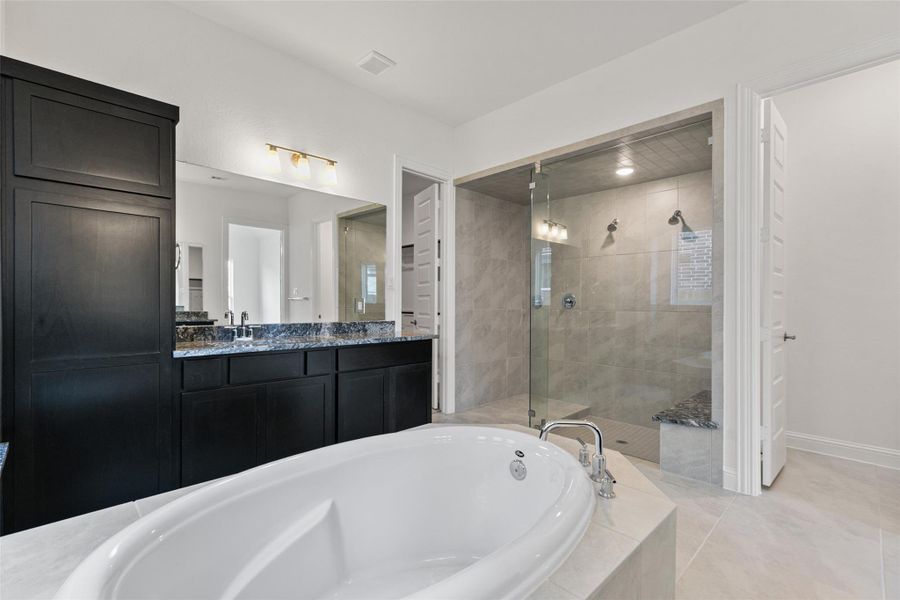 Furnished interior view inside a new home in Brookewater, Rosenberg (Image 13).