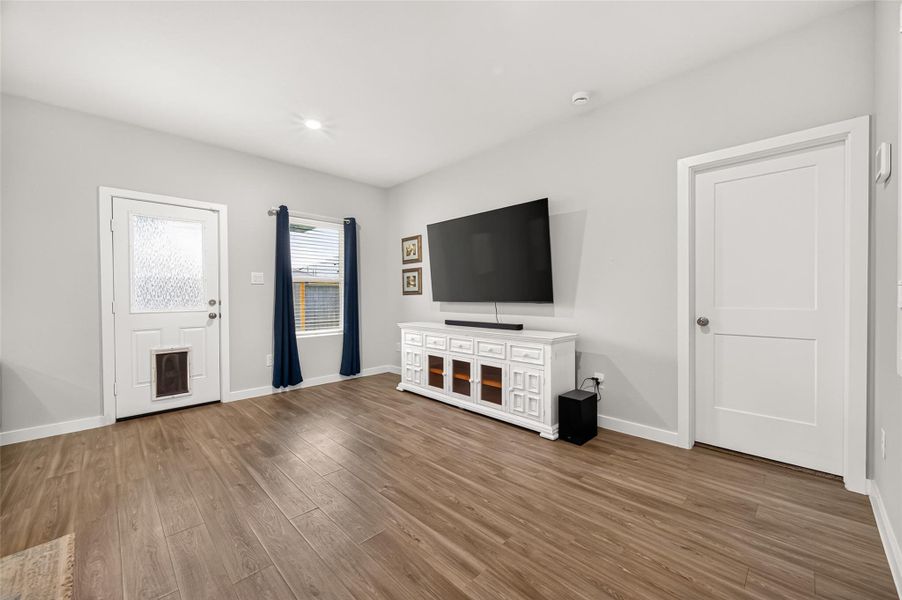 Furnished interior view inside a new home in Lexington Heights, Willis (Image 6).