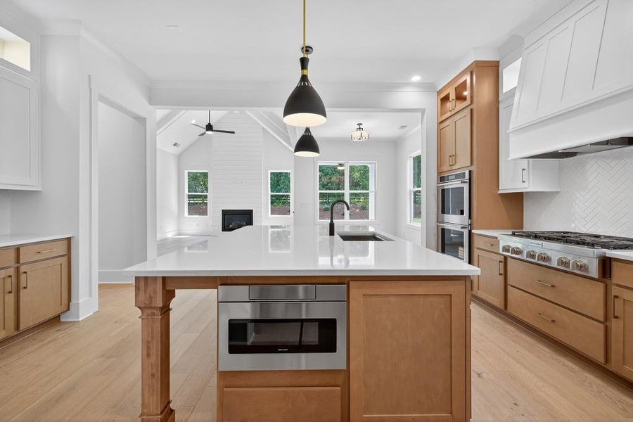 Furnished interior view inside a new home in Livingstone Park, Kennesaw (Image 29).