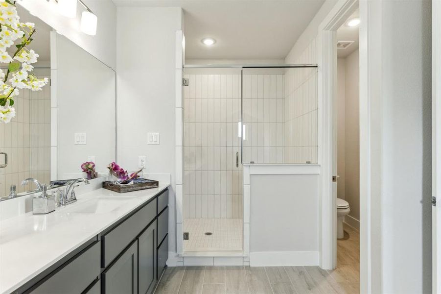 Furnished interior view inside a new home in Merion at Midtown Park, Dallas (Image 16). Furnished interior view inside a new home in Merion at Midtown Park, Dallas (Image 16).