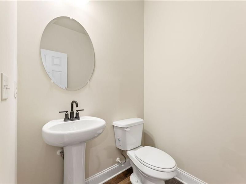 Furnished interior view inside a new home in Cedar Farms, Winder (Image 13).