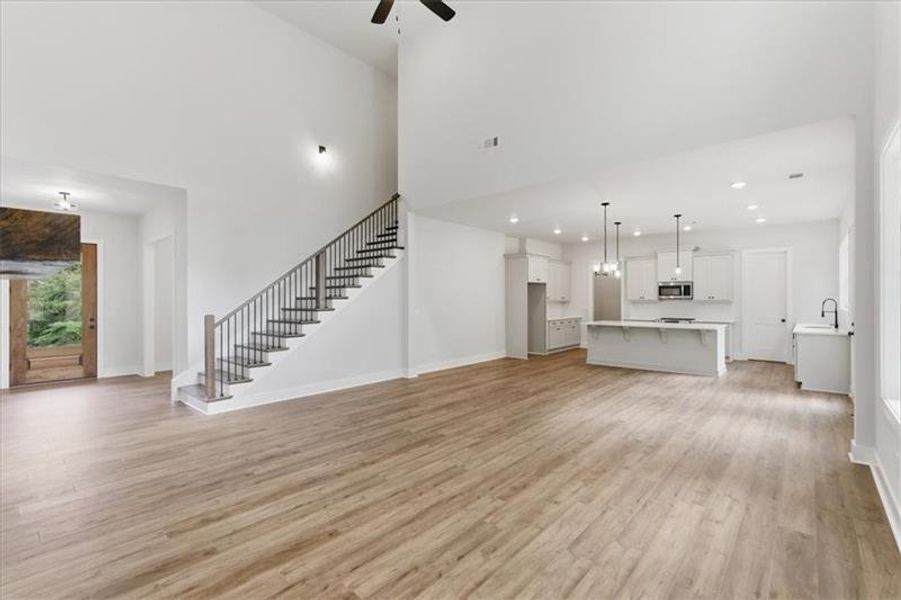 Spacious, unfurnished interior of a new home in , Rome (Image 40).