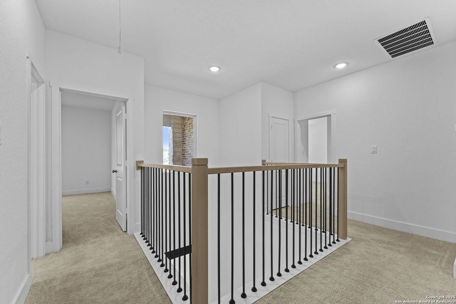 Spacious, unfurnished interior of a new home in Gatehouse: Classic Collection, New Braunfels (Image 27).