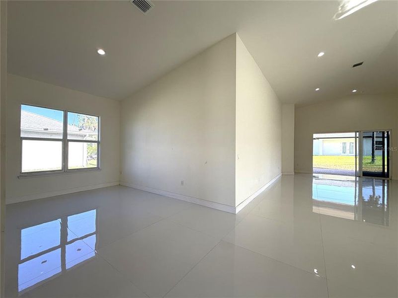 Spacious, unfurnished interior of a new home in , Port Charlotte (Image 40). Spacious, unfurnished interior of a new home in , Port Charlotte (Image 40).